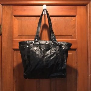 A.n.a. Multi compartment bag